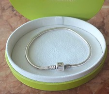 19 cm Chamilia charm Bracelet