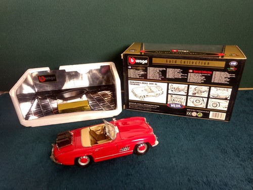 Burago scale - 1:18,