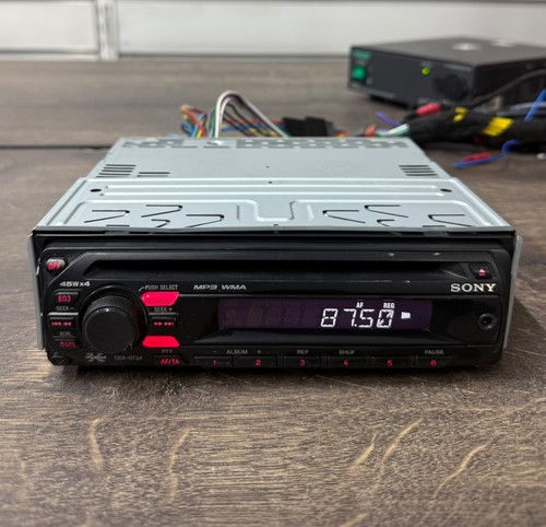 Sony car van - stereo, fm
