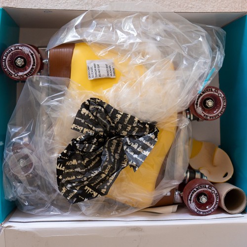 Moxi beach bunny roller skates - moxi,