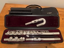 yamaha 211 flute with curved and straight headjoints