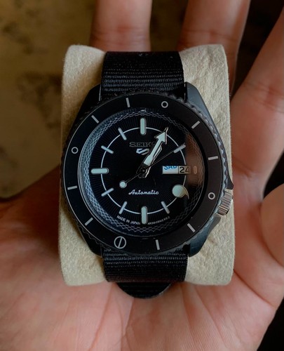 Seiko automatic black dial - black,