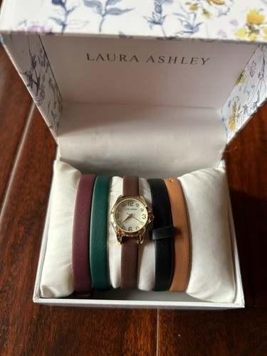 Laura ashley womens - laura, mini
