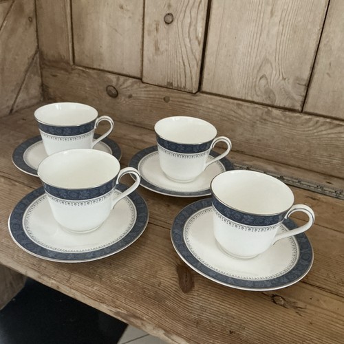 Set royal doulton - 4,
