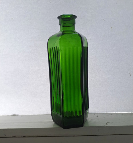 Vintage green glass chemist - glass, chemist's