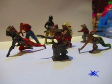 britans cowboys and Indians very  old painted  lead  