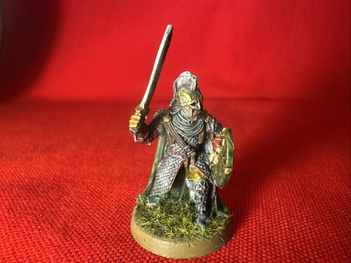 Rohan royal guard with sword - royal,