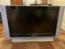 Phillips 37” TV - 37PF5520D/10 With Power Supply Working