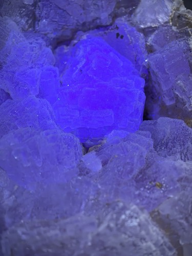 Raw fluorite crystal - fluorite,