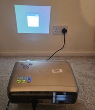 Philips Projector (8) Home Cinema School Office - Working - 331 Hours