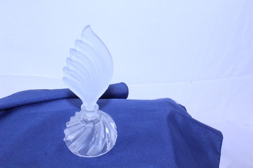 Empty perfume bottle feather - ,