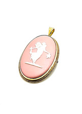 9ct Yellow Gold Wedgwood Pink