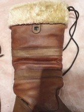 Dublin River Boots.  Fleece lining & trim.  Tie for snug fit.  size UK7