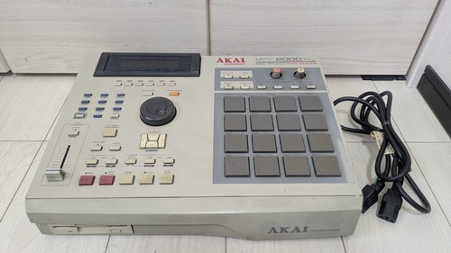 Akai mpc2000xl upgraded - akai,