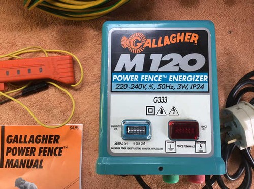 Mains electric fencer - electric,
