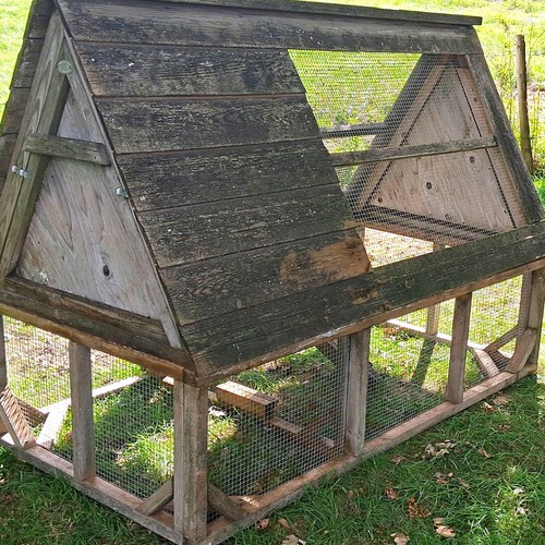 Large 6ft wood chicken hutch - large,