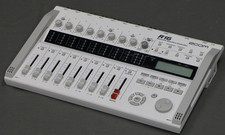 ZOOM  R16 Portable Multitrack Recorder Controller & Interface
