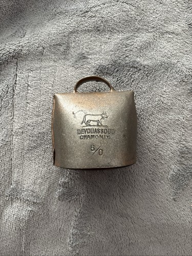 Cow bell chamonix - bell,