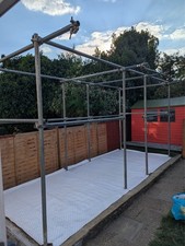 Comercial Galvanised Scaffolding Tubes about 40x 8ft + Scaffold fittings