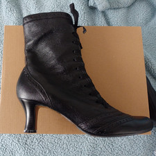Clarks Boots Black Victorian