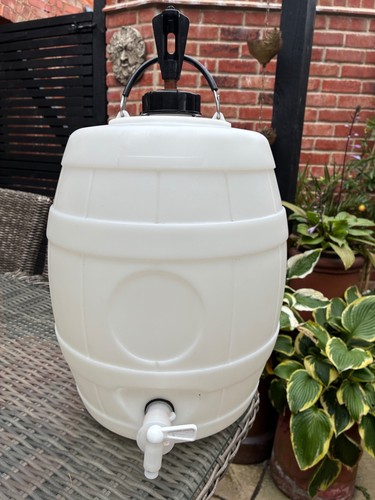 Beer pressure barrel keg with - pressure,