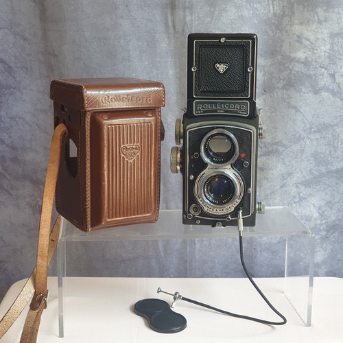 Rolleicord fully - v,