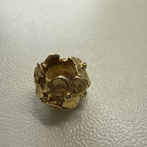 Trollbeads hydrangea 18k - 18k, gold