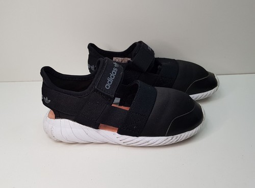 Adidas doom kids size 5uk - adidas,