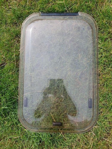 Swift caravan window - caravan, x