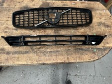 VOLVO V90 R-DESIGN FRONT BUMPER GRILLES 2020-ON 32227395 32234065 Genuine