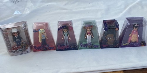 Bratz mini dolls new box - dolls,