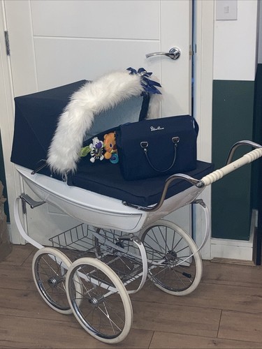 Silver cross dolls pram - ,