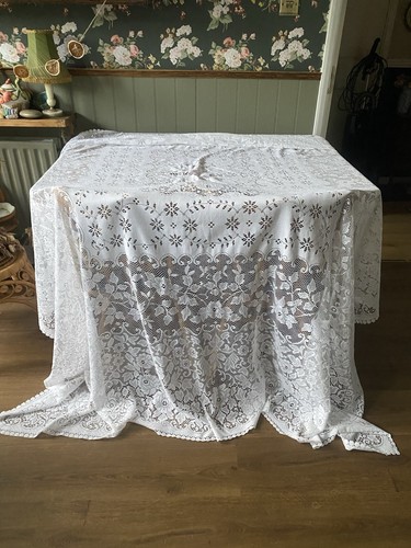 Beautiful lace white vintage - beautiful,