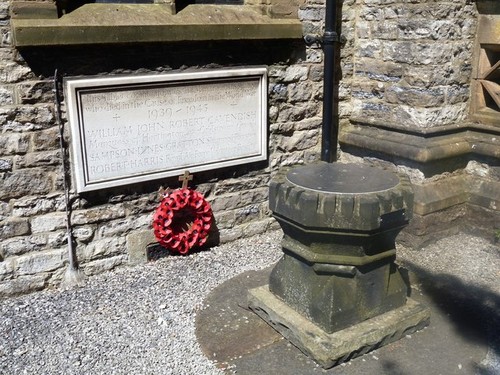 Photo 6x4 war memorial - memorial, [2]