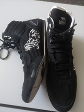 Lonsdale Boots Size 9.5 Black Lace-up Closure Great Condition sports 
