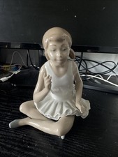Ladro ballerina excellent condiditon Vintage Collectible 