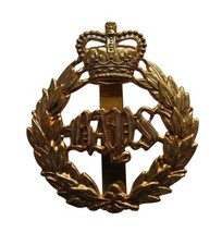 2nd Dragoon Guards Cap Badge -