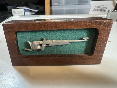 Rifle shooting prize - rifle, 1979