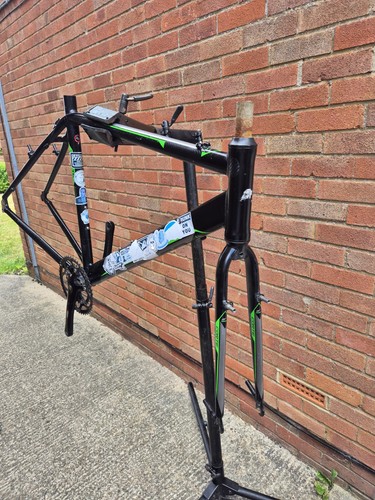 Carrera crixus 54cm frameset - crixus,