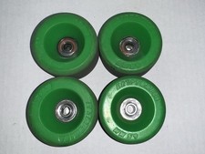 VINTAGE 70’S 65 MM GREEN KRYPTONCS SKATEBOARD WHEELS!