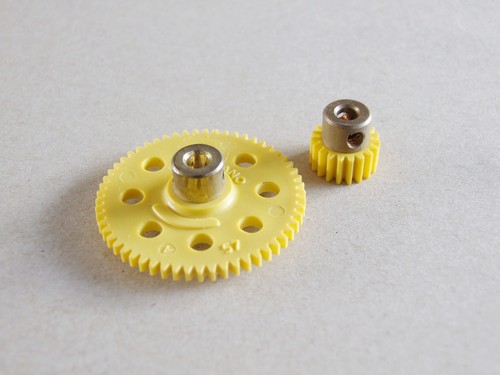 Meccano tooth pinion - pinion, and