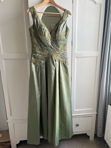 Anoushka wedding and formal - g,