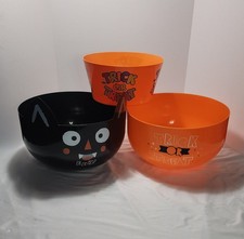 Lot Of 3x Large HALLOWEEN