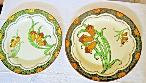 Royal doulton pair - royal,