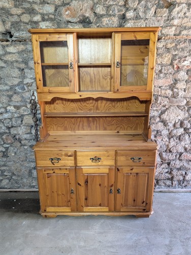Wooden dresser cabinet can - wooden,
