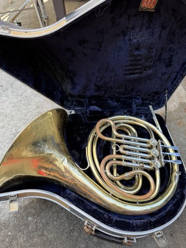 Conn single french - conn, horn,