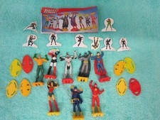 Kinder egg Justice League, Full Set. 8 Figures, Projectile & Targets.