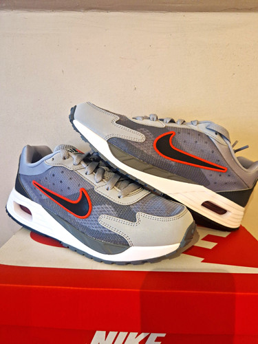 Brand new nike - nike, max