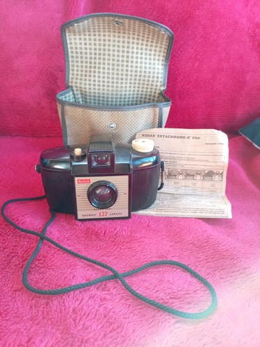 Kodak brownie 127 camera - kodak,