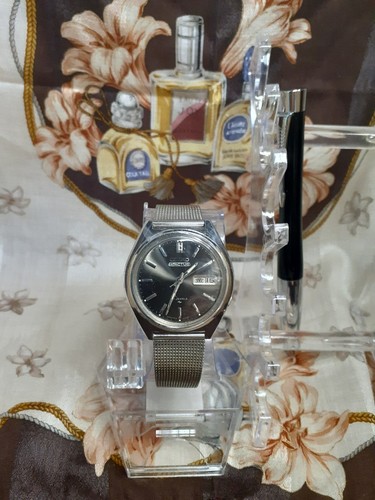 Working 70s vintage automatic